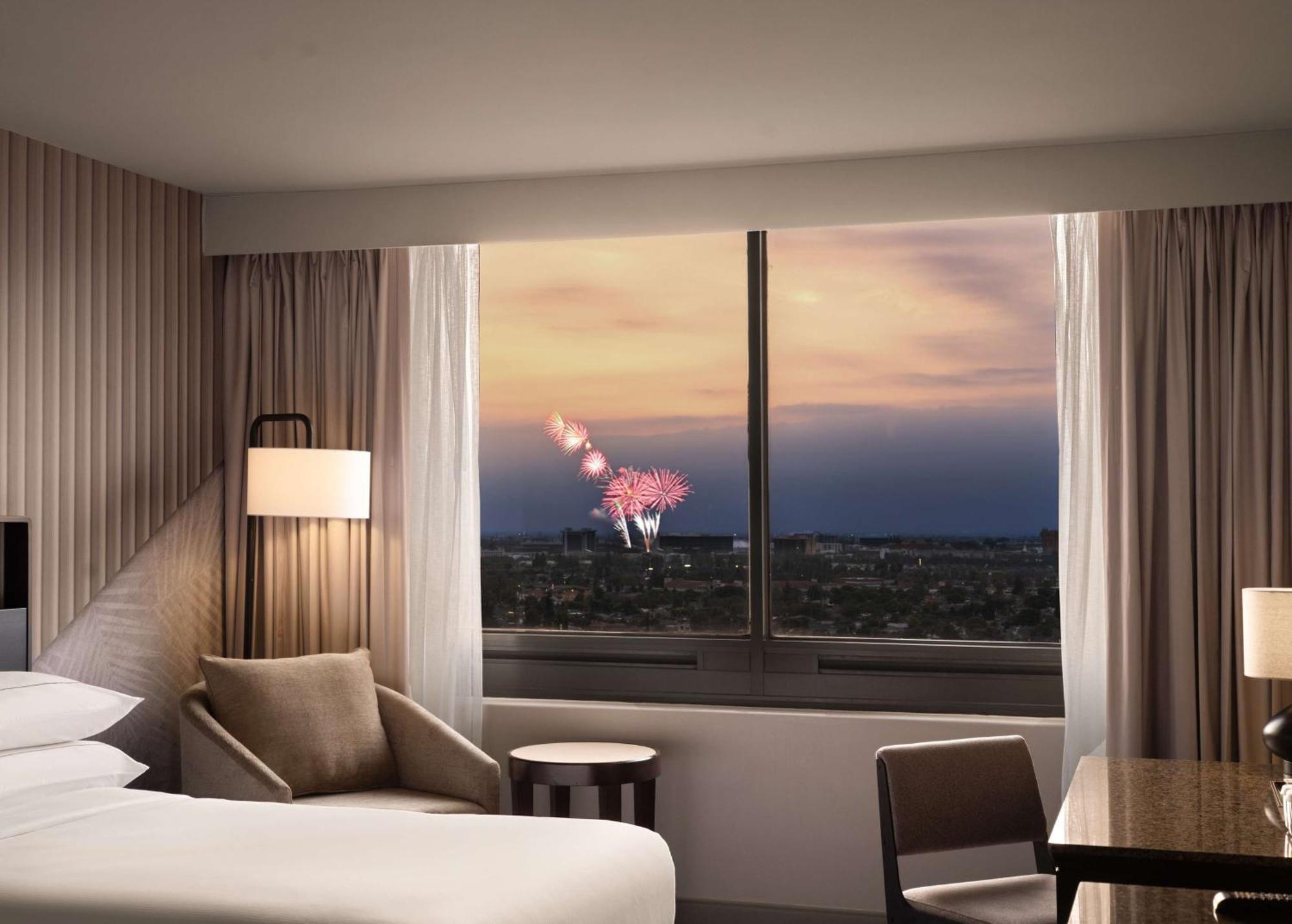 Hotel Fera Anaheim, A Doubletree By Hilton Orange Zewnętrze zdjęcie