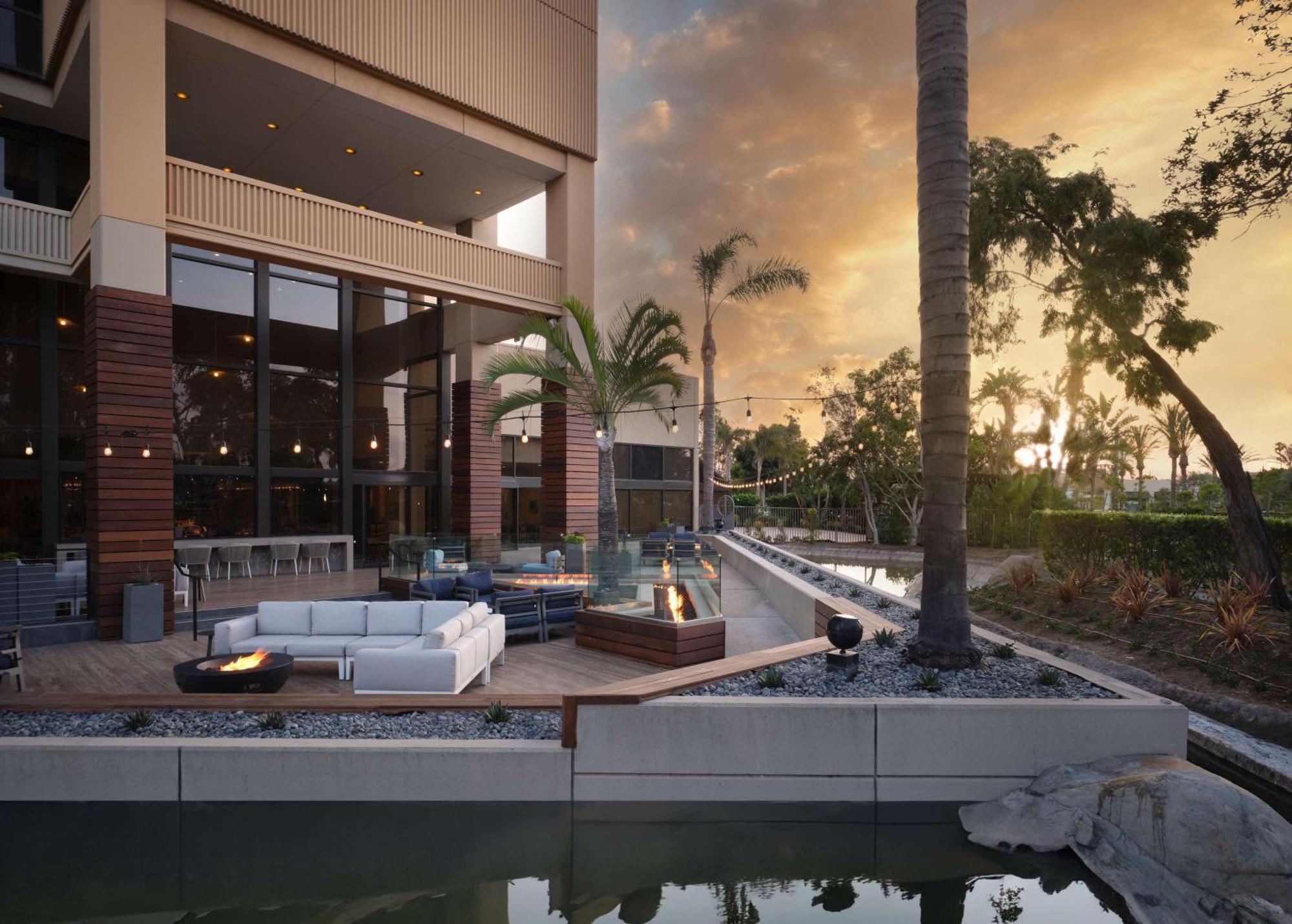 Hotel Fera Anaheim, A Doubletree By Hilton Orange Zewnętrze zdjęcie